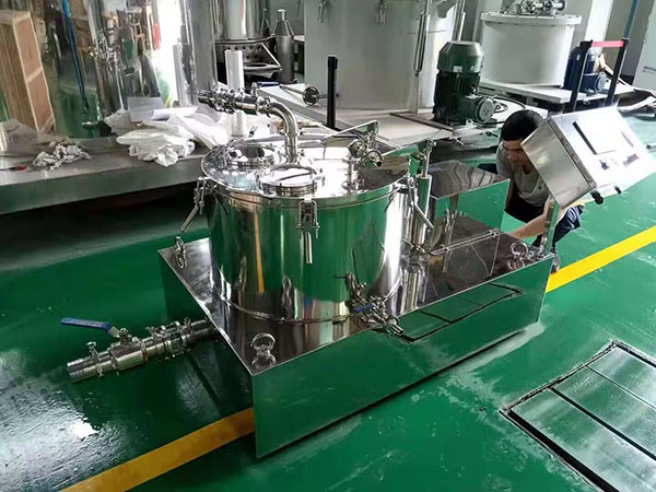 Top Discharge Centrifuge Used for CBD Hemp Leaves Extraction