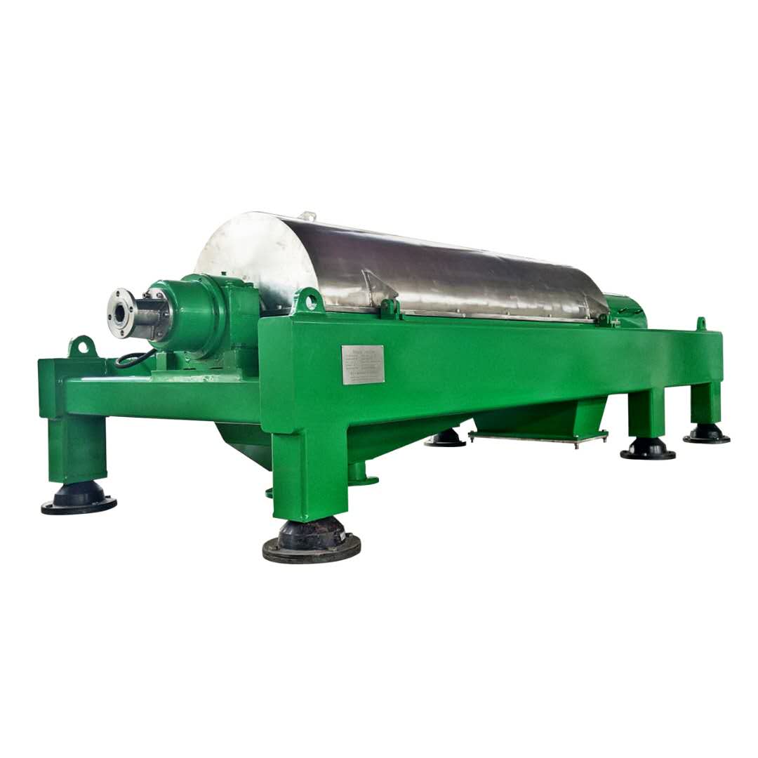 Decanter centrifuge for industrial separation
